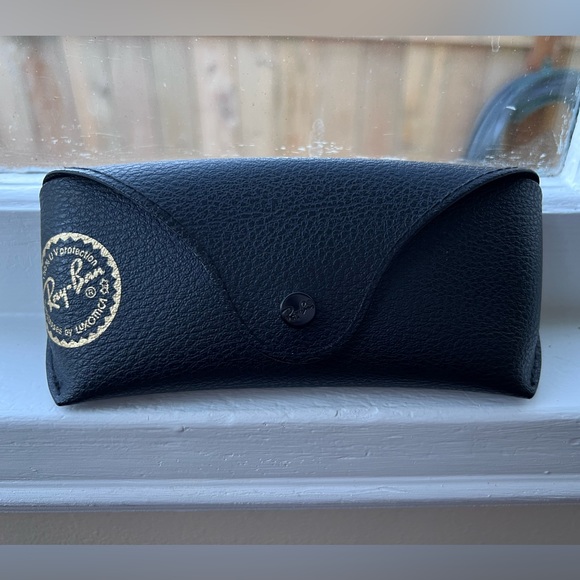 Ray-Ban Accessories - Black Ray-Ban Sunglasses Case